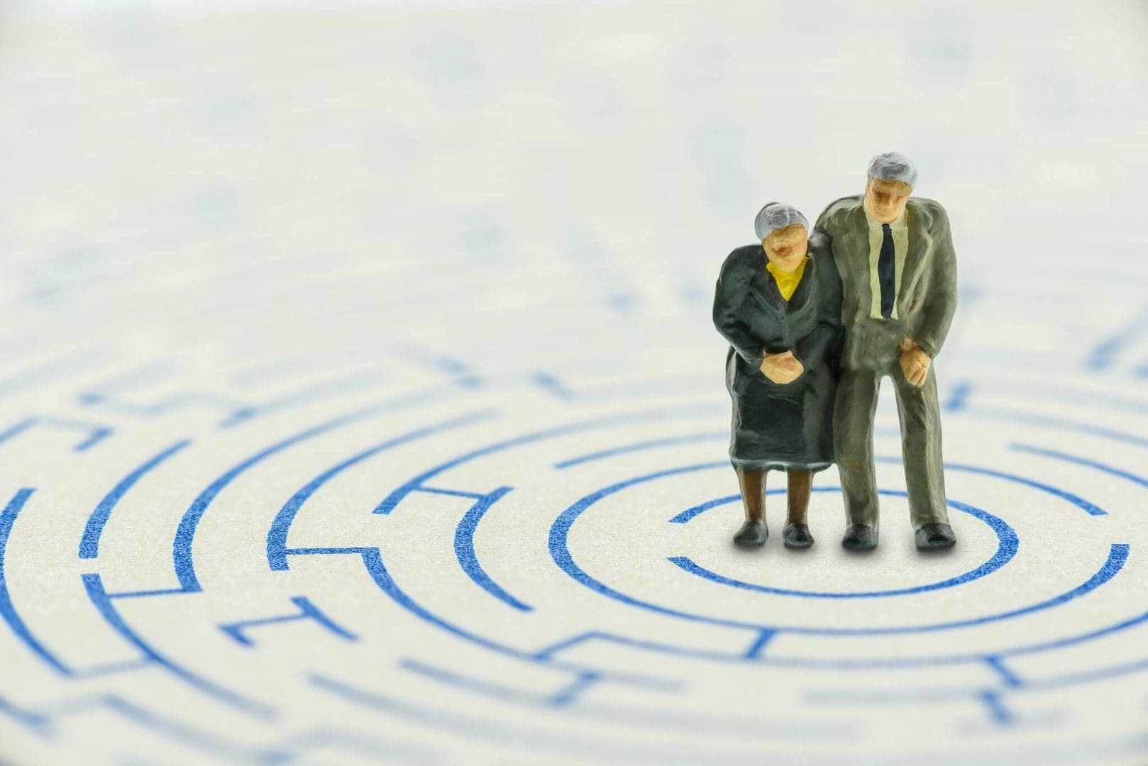 seniors stuck in maze
